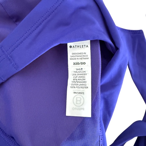 NWOT Athleta Bra Cup Wrap Halter Bikini Top Swimsuit in Yacht Blue - Picture 3 of 6